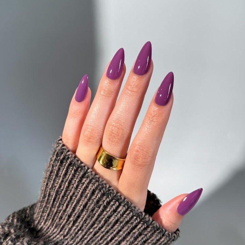 KQueenest 48 Pcs Almond Press on Nails Medium Length, Glossy Plum Purple Nails Press on, Solid Color Medium Fake Nails Acrylic Full Cover Stiletto Glue on Nails for Women Daily Wear - Image 2